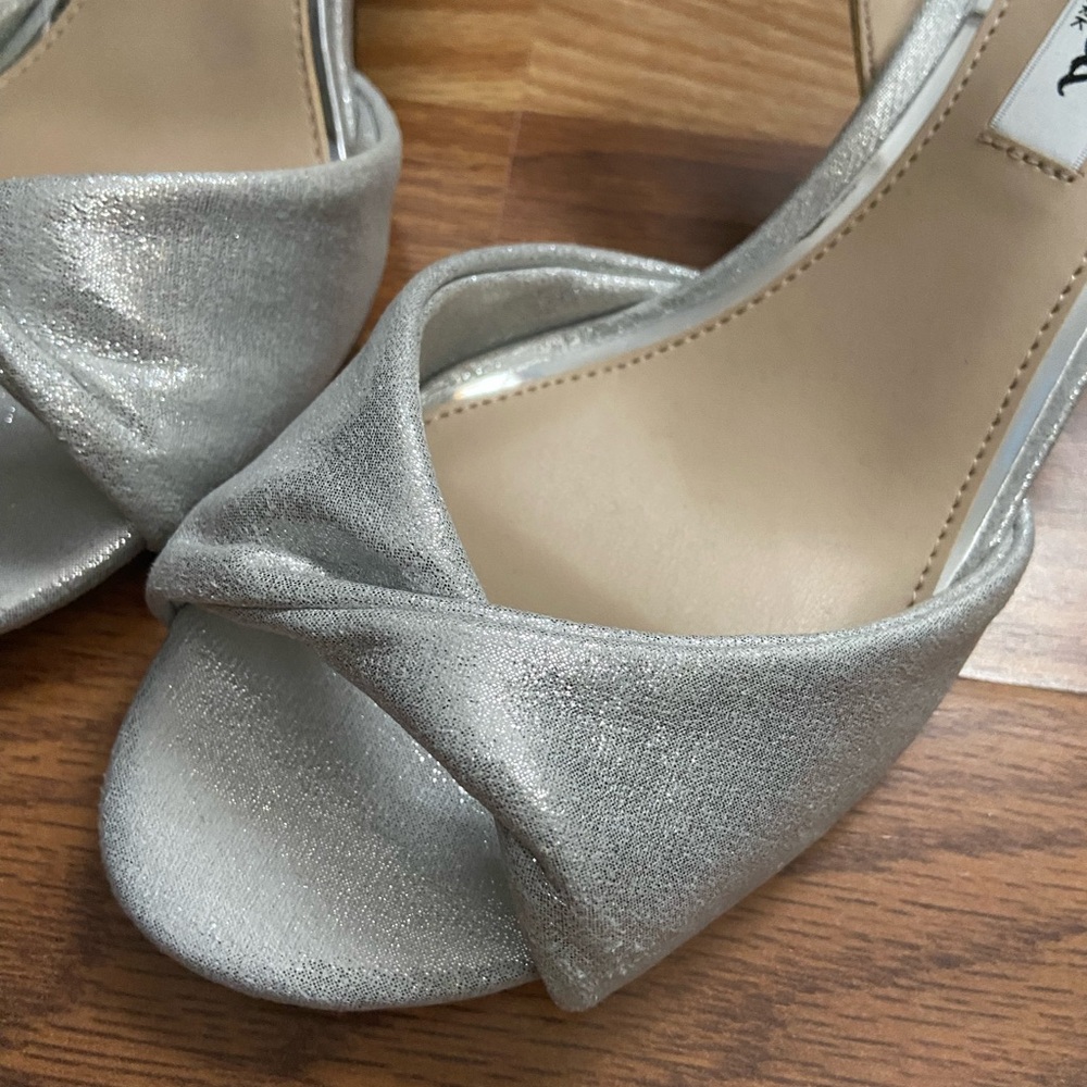 Nina Metallic true Silver reflective Heeled Sandals Nigella Fly size 8 - Picture 7 of 8
